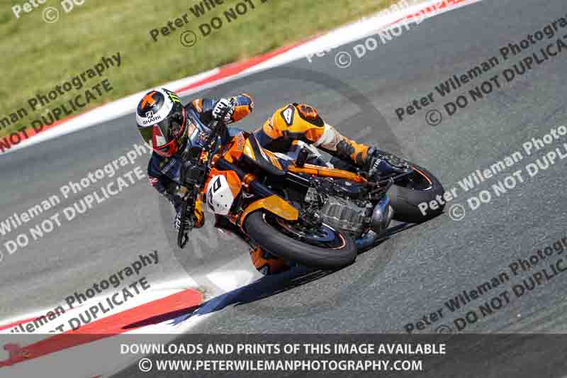 cadwell no limits trackday;cadwell park;cadwell park photographs;cadwell trackday photographs;enduro digital images;event digital images;eventdigitalimages;navarra;no limits trackdays;peter wileman photography;racing digital images;trackday digital images;trackday photos
